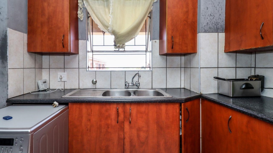2 Bedroom Property for Sale in Croydon Gauteng