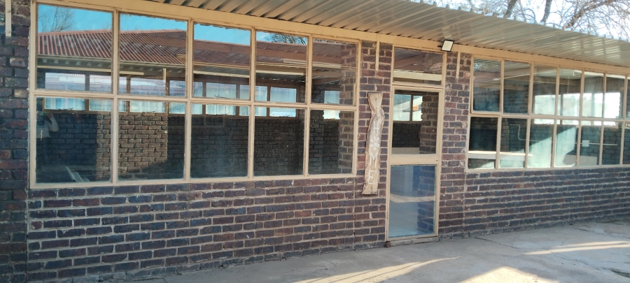 To Let 1 Bedroom Property for Rent in Rensburg Gauteng