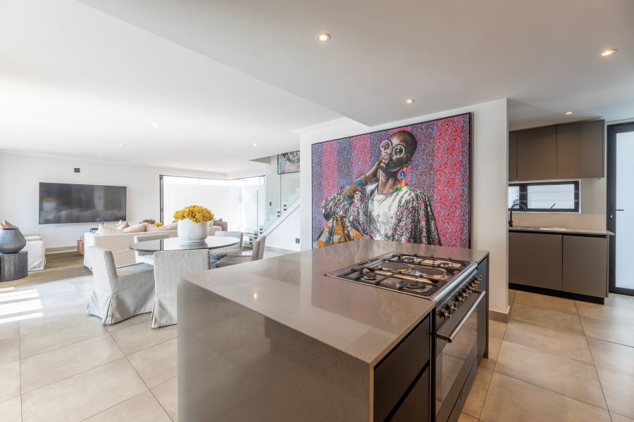 4 Bedroom Property for Sale in Sandhurst Gauteng