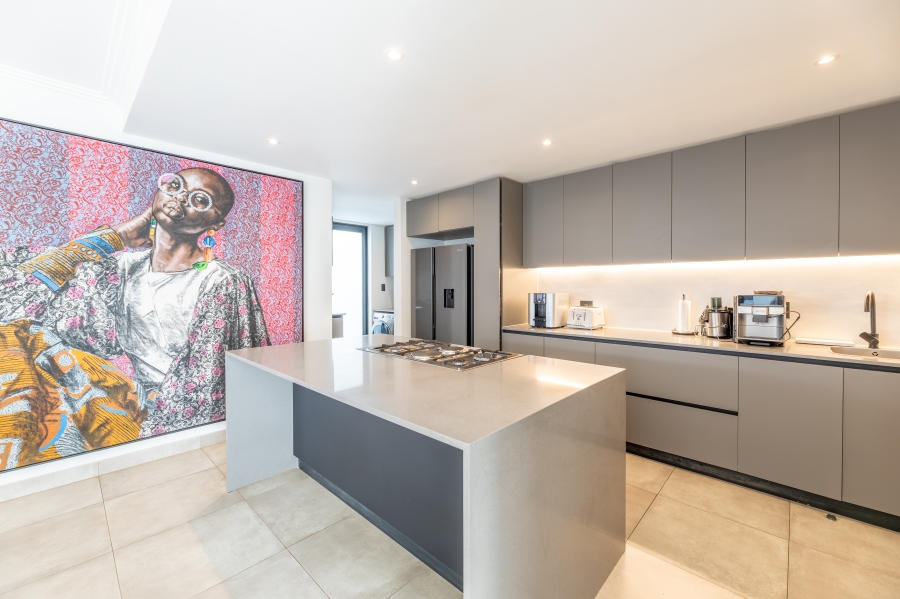 4 Bedroom Property for Sale in Sandhurst Gauteng