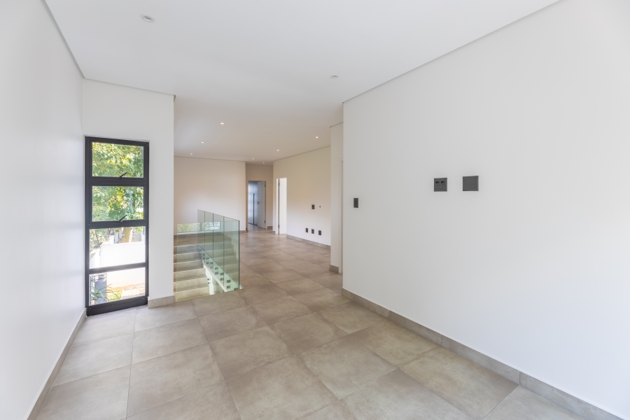4 Bedroom Property for Sale in Sandhurst Gauteng