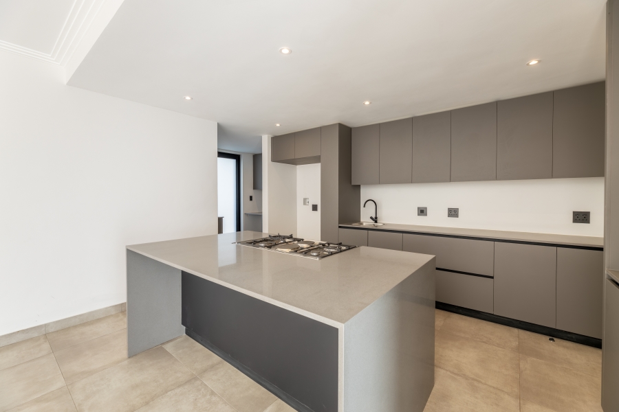4 Bedroom Property for Sale in Sandhurst Gauteng
