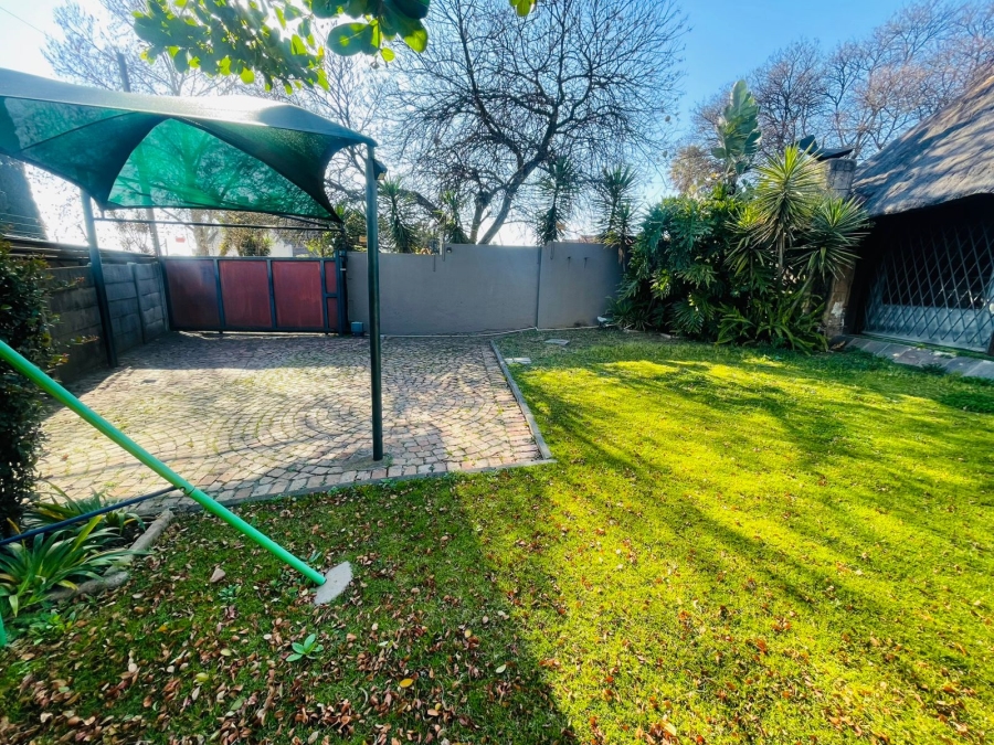 To Let 4 Bedroom Property for Rent in Terenure Gauteng