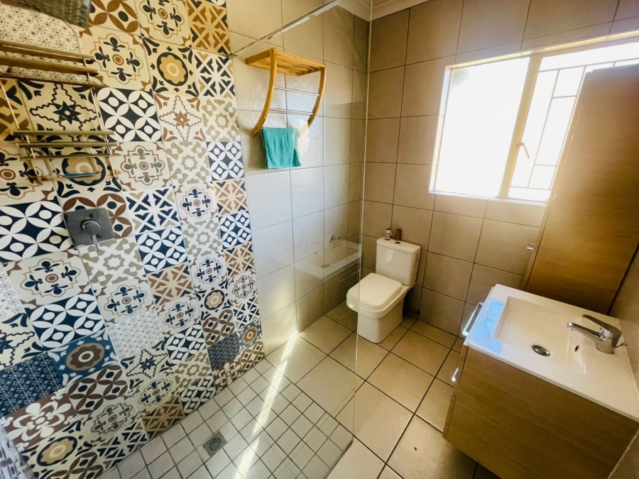 To Let 4 Bedroom Property for Rent in Terenure Gauteng