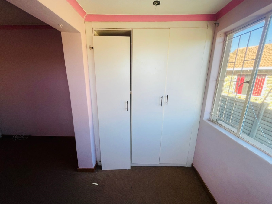 To Let 4 Bedroom Property for Rent in Terenure Gauteng