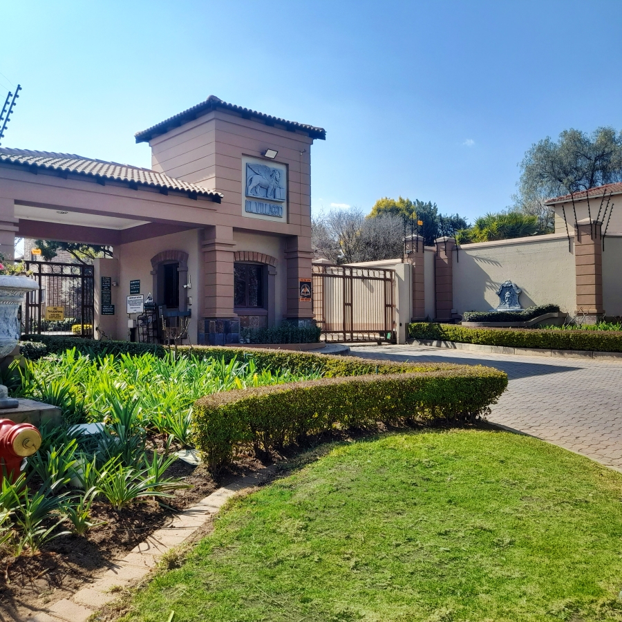 3 Bedroom Property for Sale in Douglasdale Gauteng