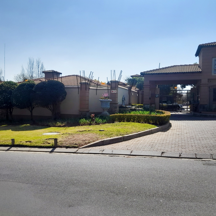 3 Bedroom Property for Sale in Douglasdale Gauteng