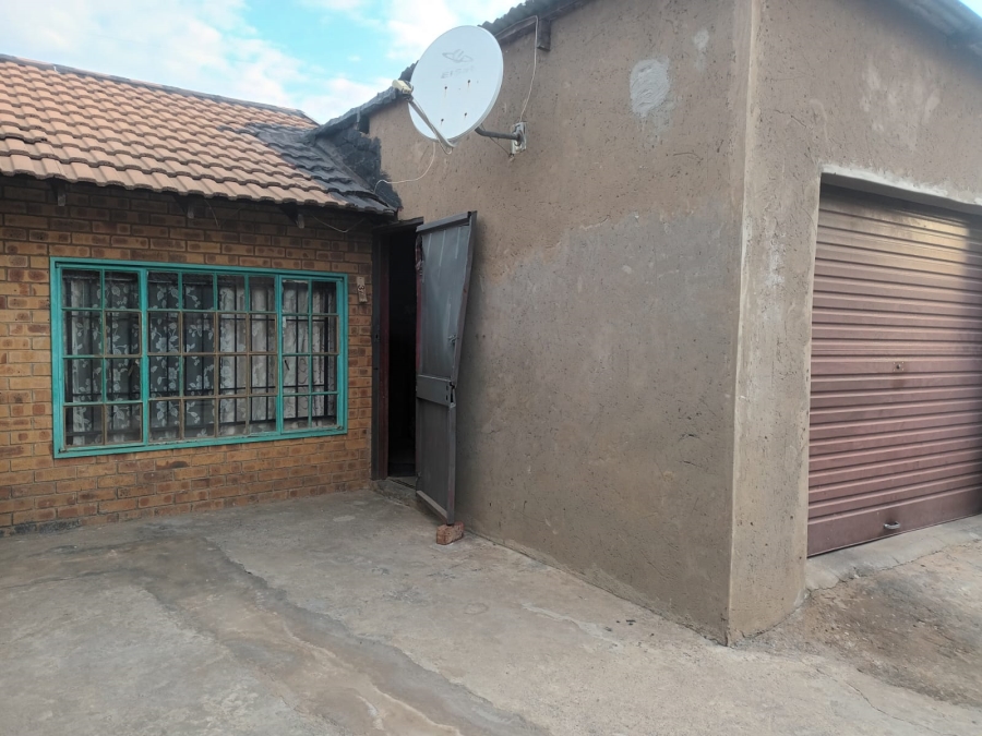 2 Bedroom Property for Sale in Elandspoort Gauteng