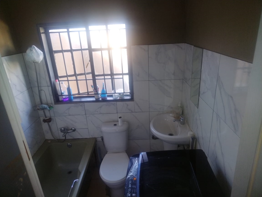 2 Bedroom Property for Sale in Elandspoort Gauteng