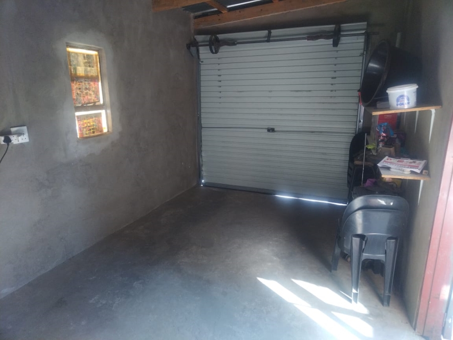 2 Bedroom Property for Sale in Elandspoort Gauteng