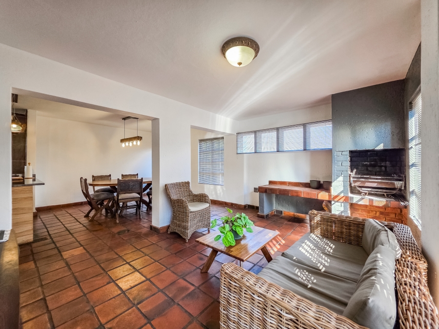 4 Bedroom Property for Sale in Moreleta Park Gauteng