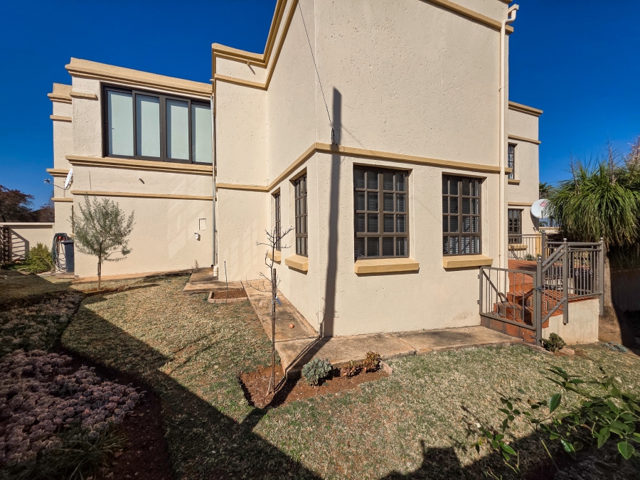 4 Bedroom Property for Sale in Moreleta Park Gauteng