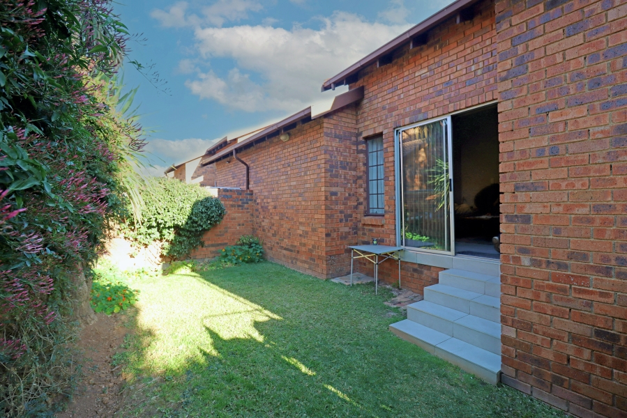 3 Bedroom Property for Sale in Weltevreden Park Gauteng