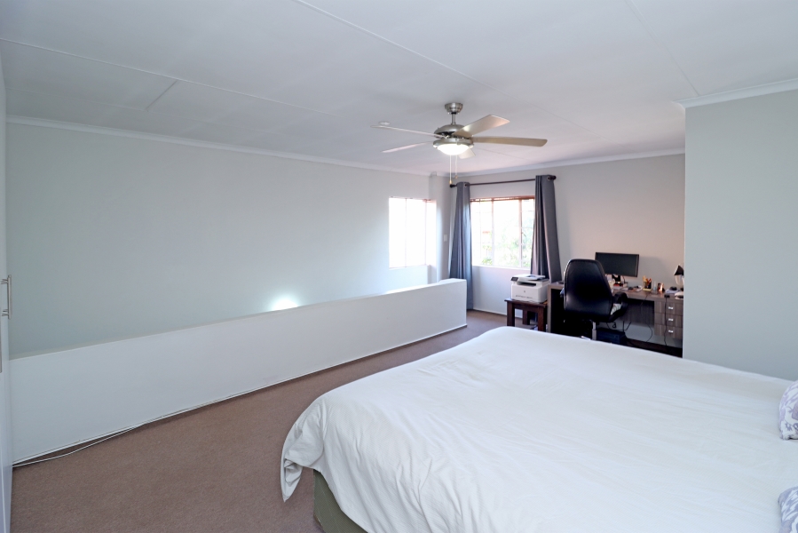 3 Bedroom Property for Sale in Weltevreden Park Gauteng