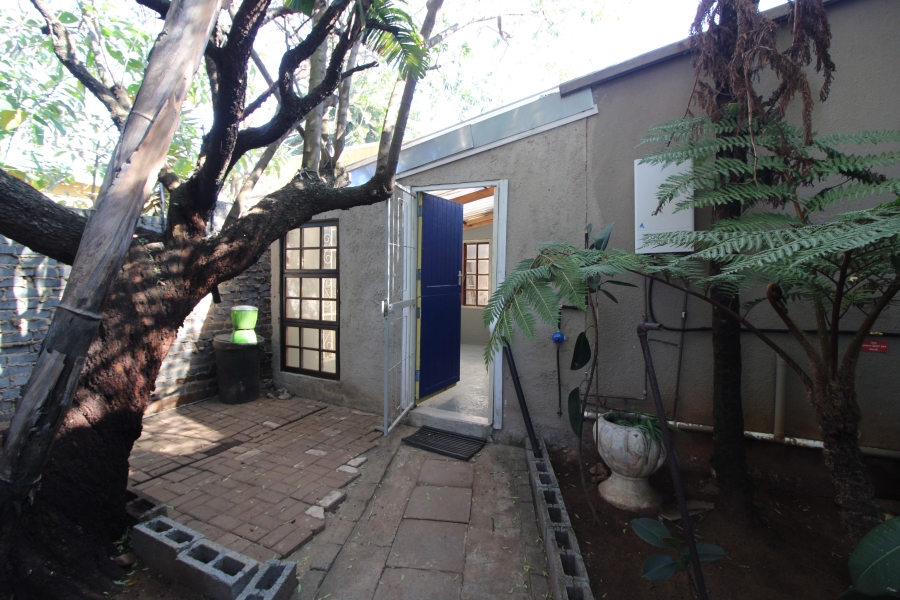 6 Bedroom Property for Sale in Primrose Gauteng