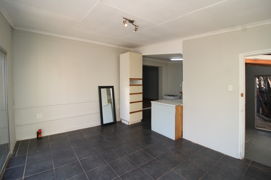6 Bedroom Property for Sale in Primrose Gauteng