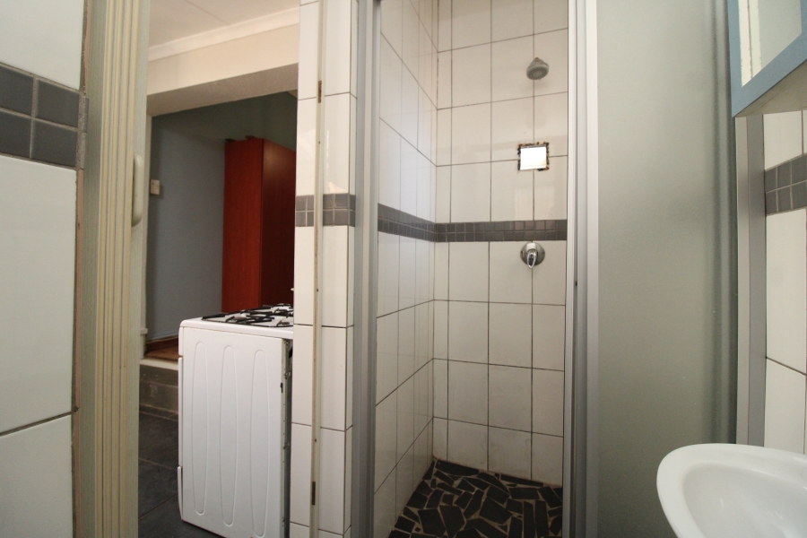 6 Bedroom Property for Sale in Primrose Gauteng
