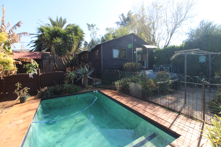 6 Bedroom Property for Sale in Primrose Gauteng