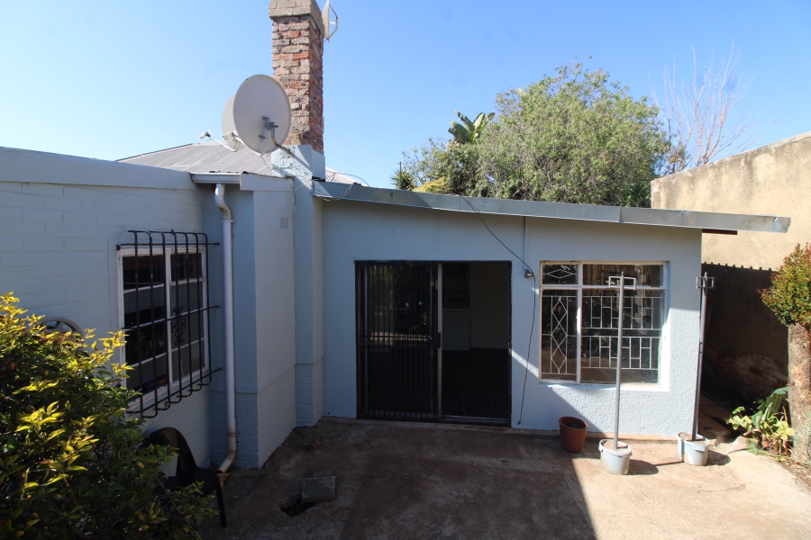 6 Bedroom Property for Sale in Primrose Gauteng