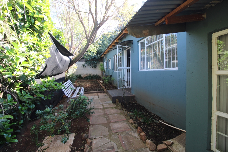 6 Bedroom Property for Sale in Primrose Gauteng