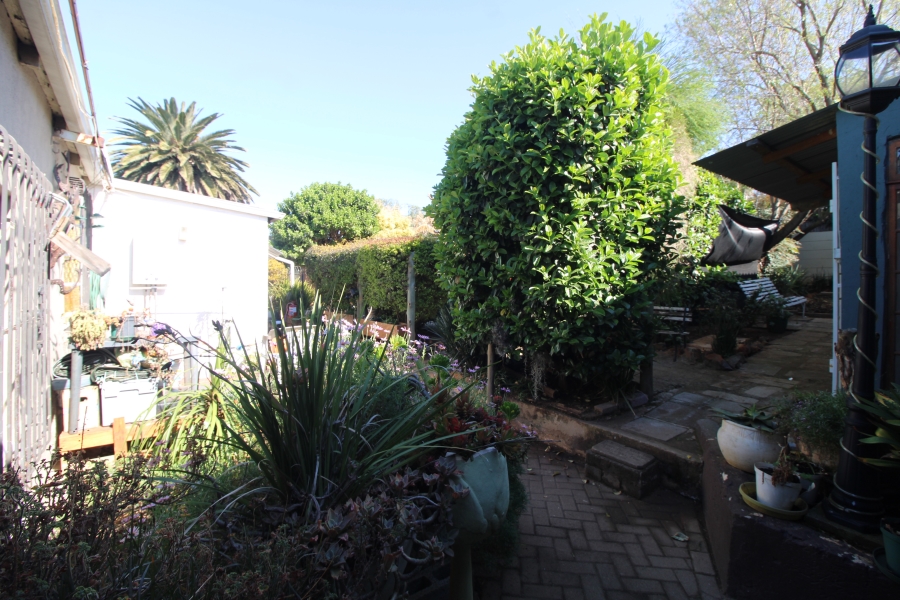 6 Bedroom Property for Sale in Primrose Gauteng