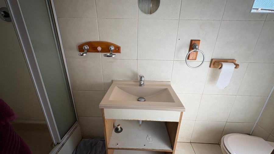 5 Bedroom Property for Sale in Beyers Park Gauteng