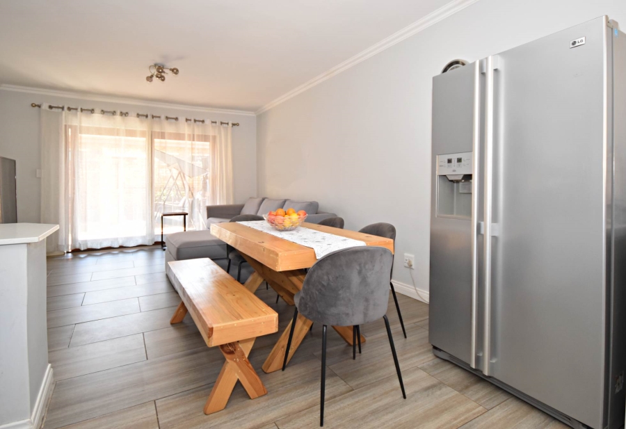 3 Bedroom Property for Sale in Bromhof Gauteng
