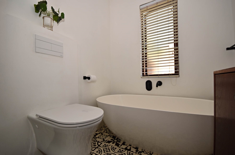 3 Bedroom Property for Sale in Bromhof Gauteng