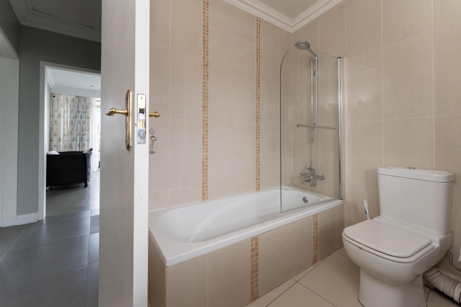 To Let 3 Bedroom Property for Rent in Bryanston Gauteng