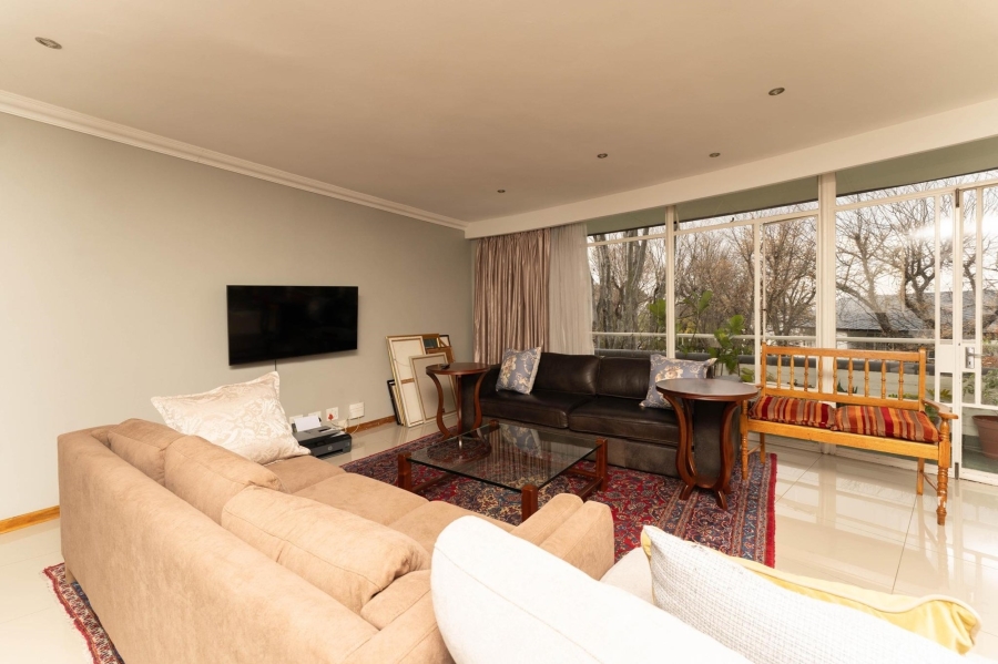 To Let 3 Bedroom Property for Rent in Bryanston Gauteng