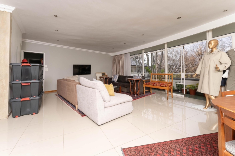 To Let 3 Bedroom Property for Rent in Bryanston Gauteng