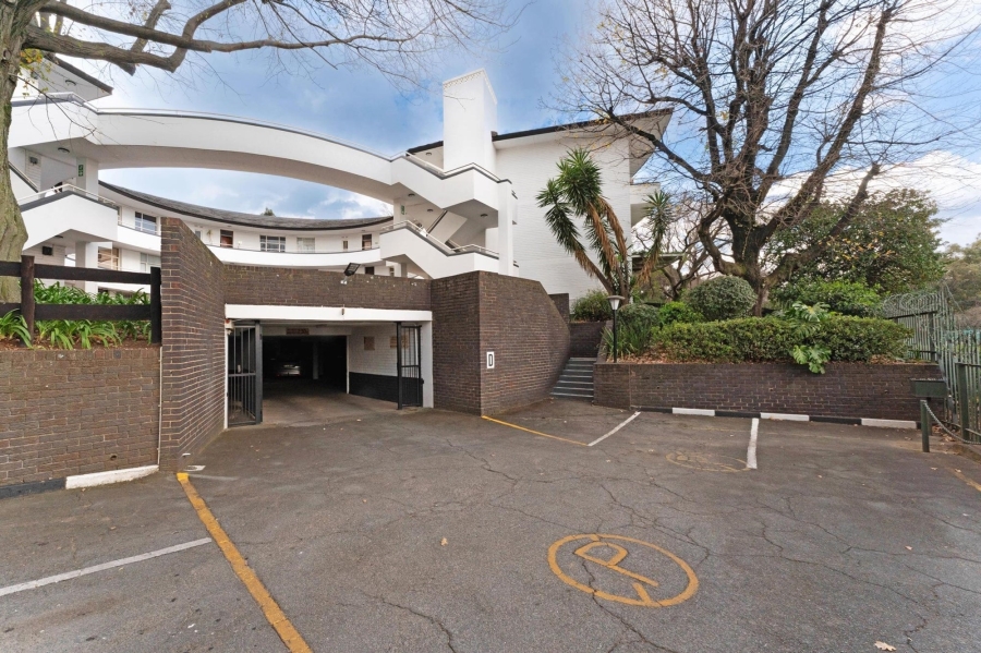 To Let 3 Bedroom Property for Rent in Bryanston Gauteng