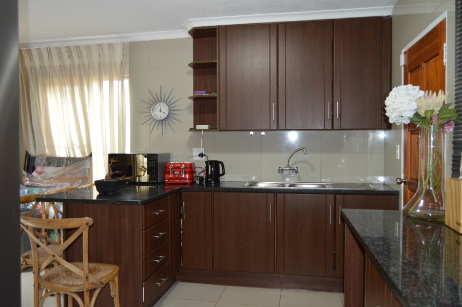 To Let 3 Bedroom Property for Rent in Morningside Manor Gauteng