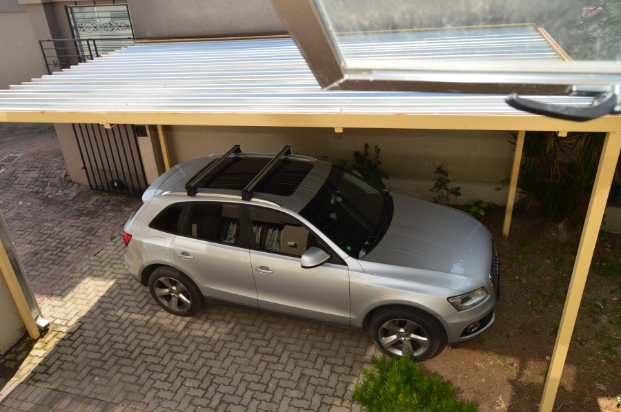 To Let 3 Bedroom Property for Rent in Morningside Manor Gauteng
