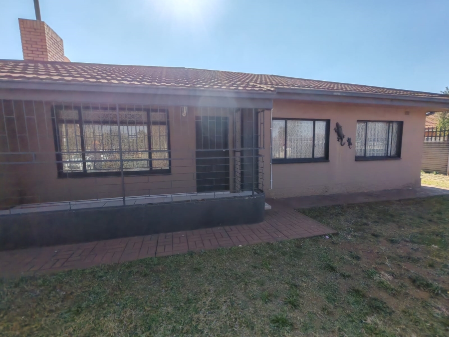 4 Bedroom Property for Sale in Vanderbijlpark CW 5 Gauteng