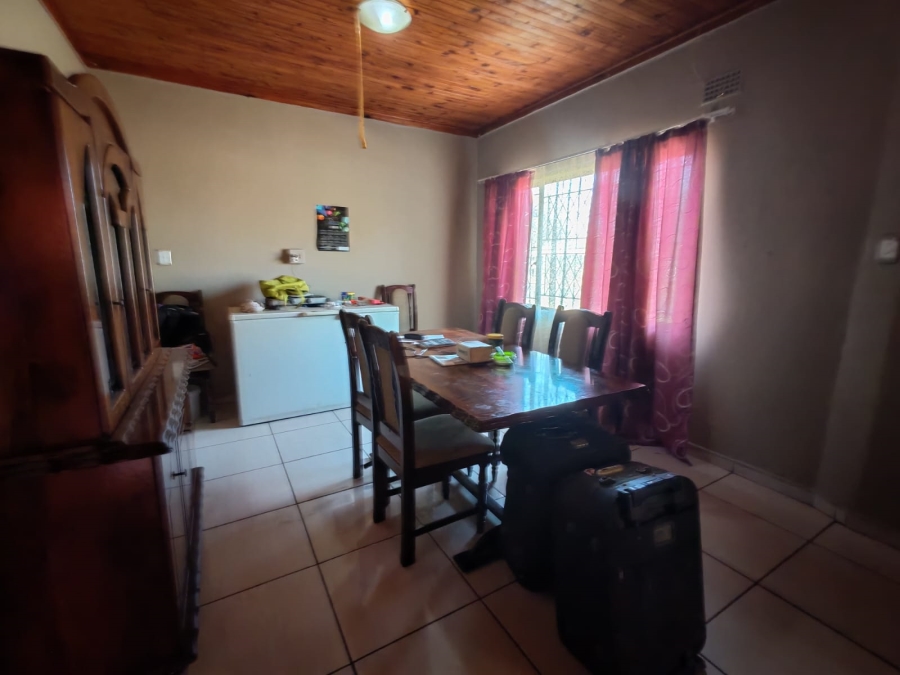 4 Bedroom Property for Sale in Vanderbijlpark CW 5 Gauteng