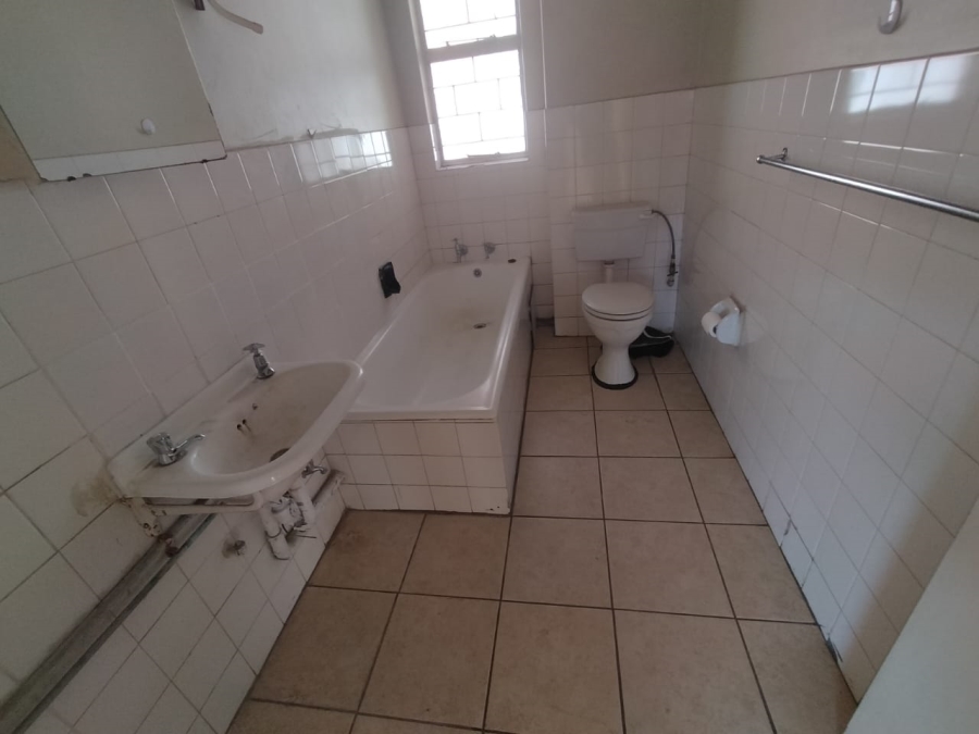 2 Bedroom Property for Sale in Edleen Gauteng