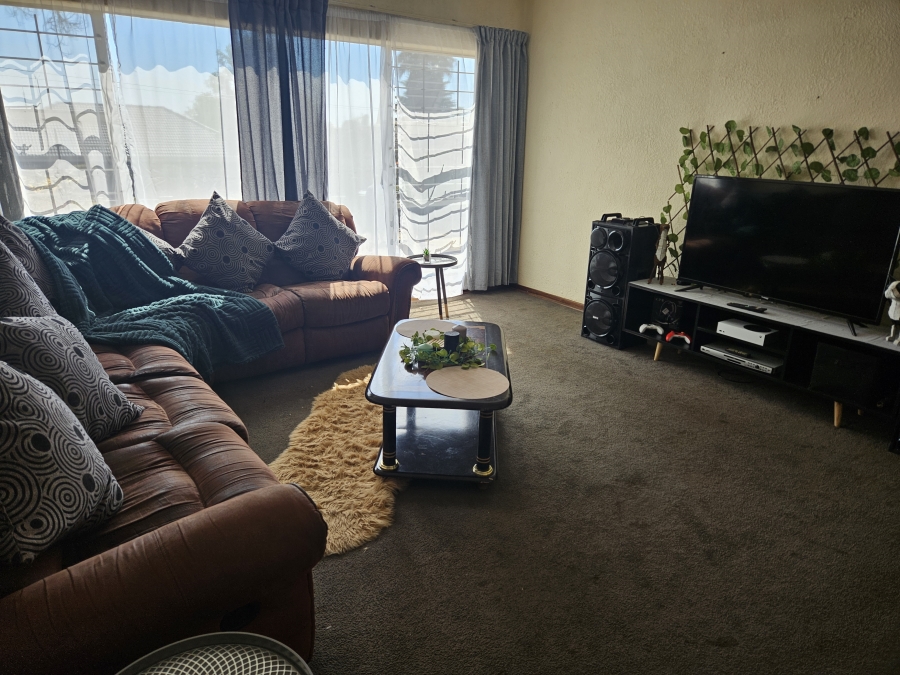 3 Bedroom Property for Sale in Rant En Dal Gauteng