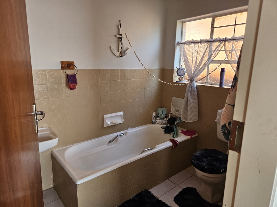 3 Bedroom Property for Sale in Rant En Dal Gauteng