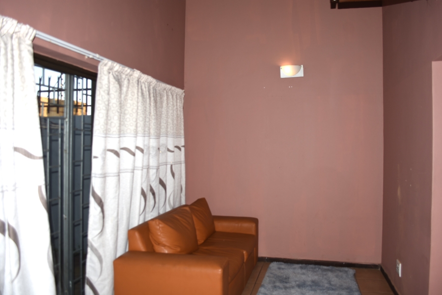 1 Bedroom Property for Sale in Pretoria North Gauteng