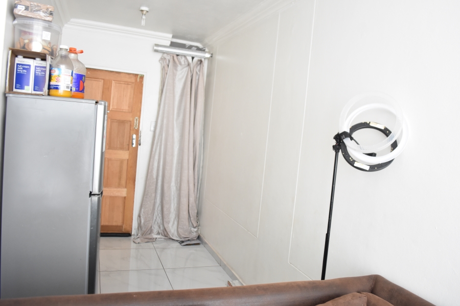 1 Bedroom Property for Sale in Pretoria Central Gauteng