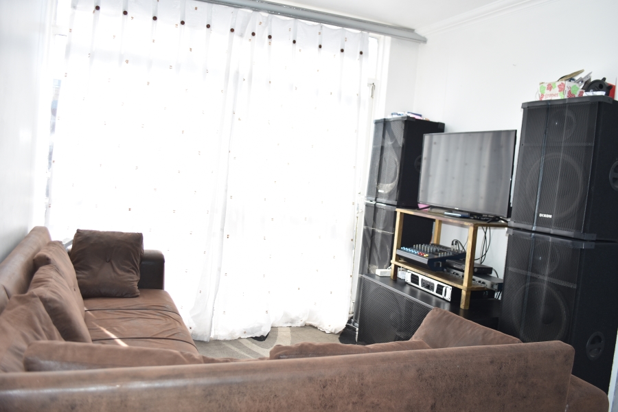 1 Bedroom Property for Sale in Pretoria Central Gauteng