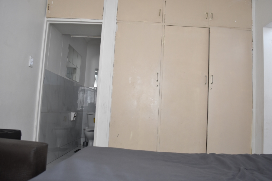 1 Bedroom Property for Sale in Pretoria Central Gauteng