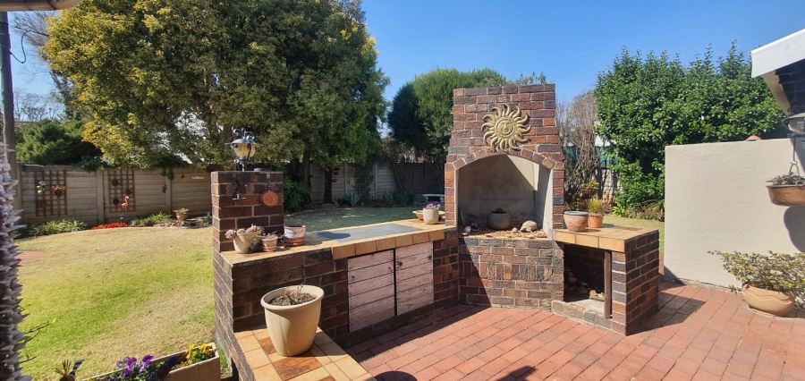 3 Bedroom Property for Sale in Elspark Gauteng