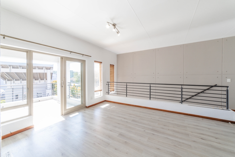 To Let 2 Bedroom Property for Rent in Broadacres Gauteng