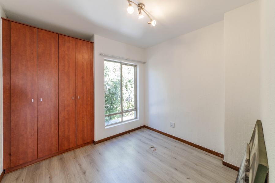 To Let 2 Bedroom Property for Rent in Broadacres Gauteng