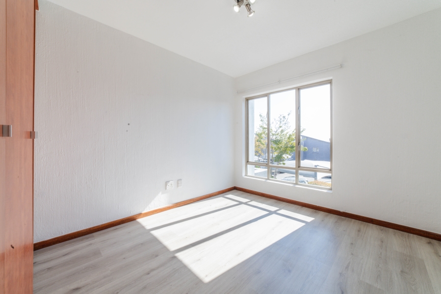 To Let 2 Bedroom Property for Rent in Broadacres Gauteng