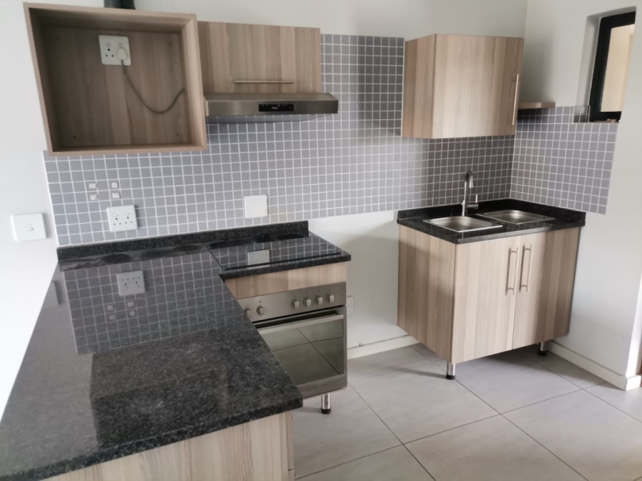 1 Bedroom Property for Sale in Sebenza Gauteng
