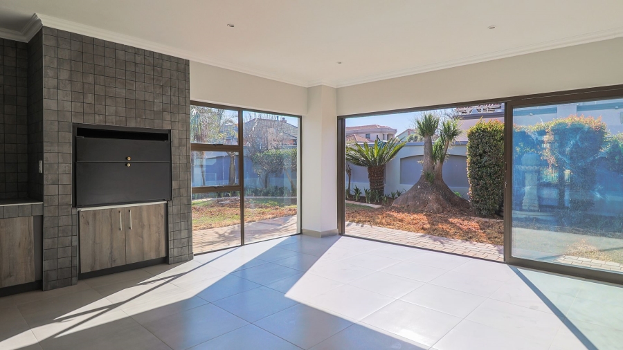 4 Bedroom Property for Sale in Irene Farm Villages Gauteng