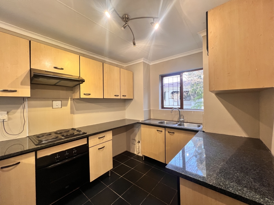2 Bedroom Property for Sale in Sunninghill Gauteng